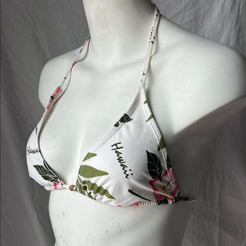 Hawaii Floral Print Bikini Top